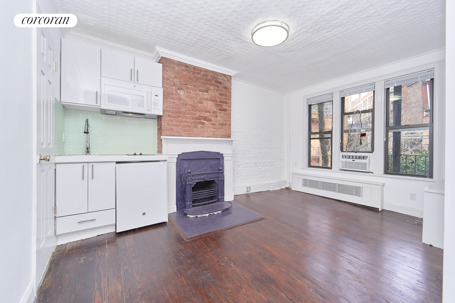 102 GREENWICH Avenue 6