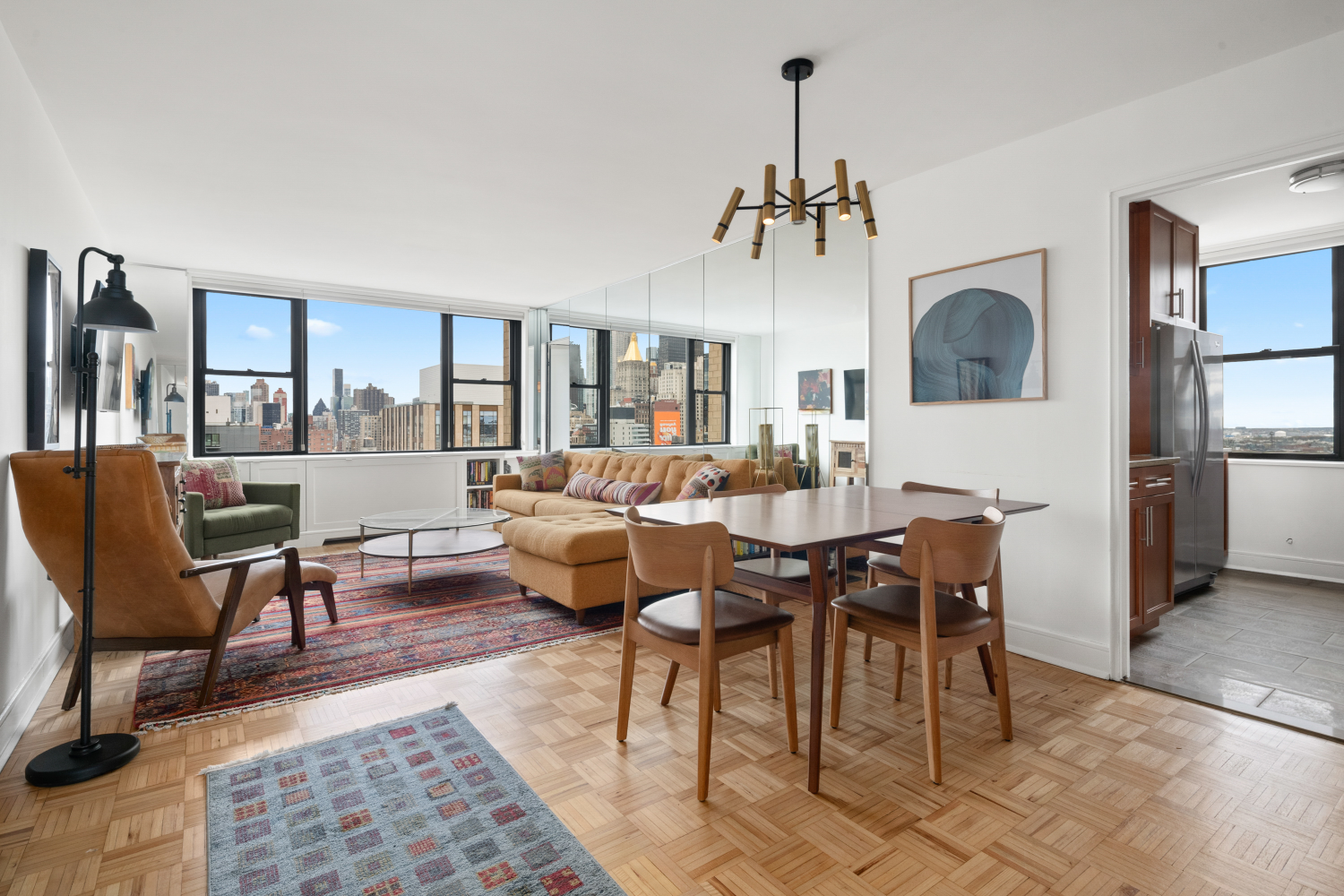 201 E 17TH Street 24H