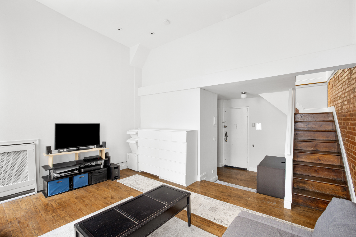 171 W 73RD Street 9