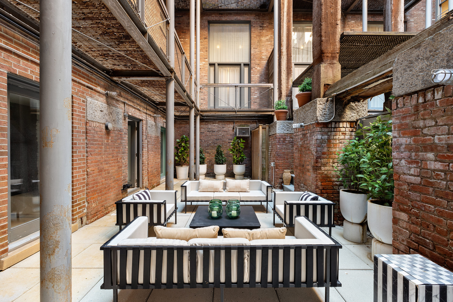 62 BEACH Street THA