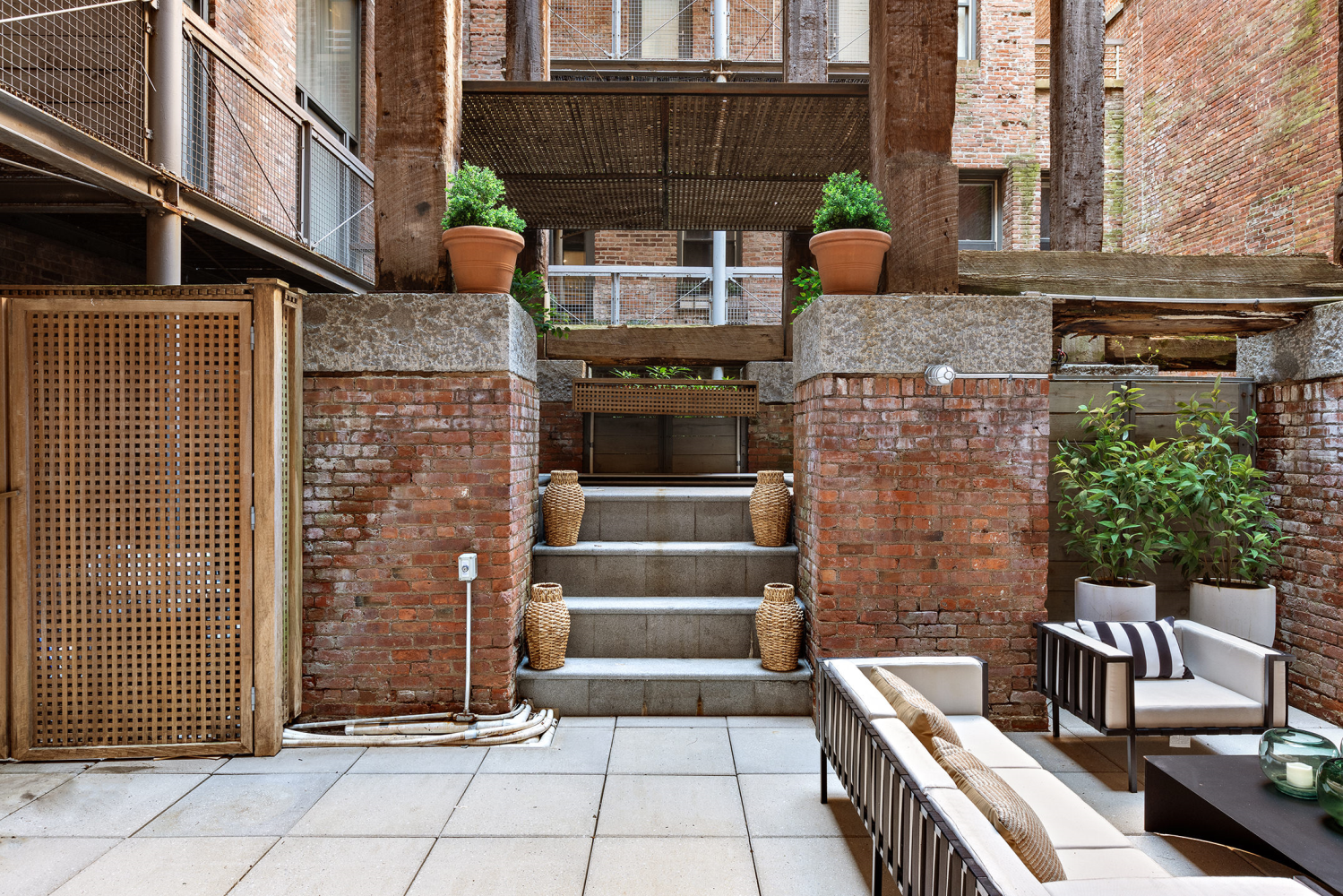 62 BEACH Street THA