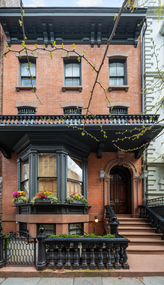 25 GRACE Court