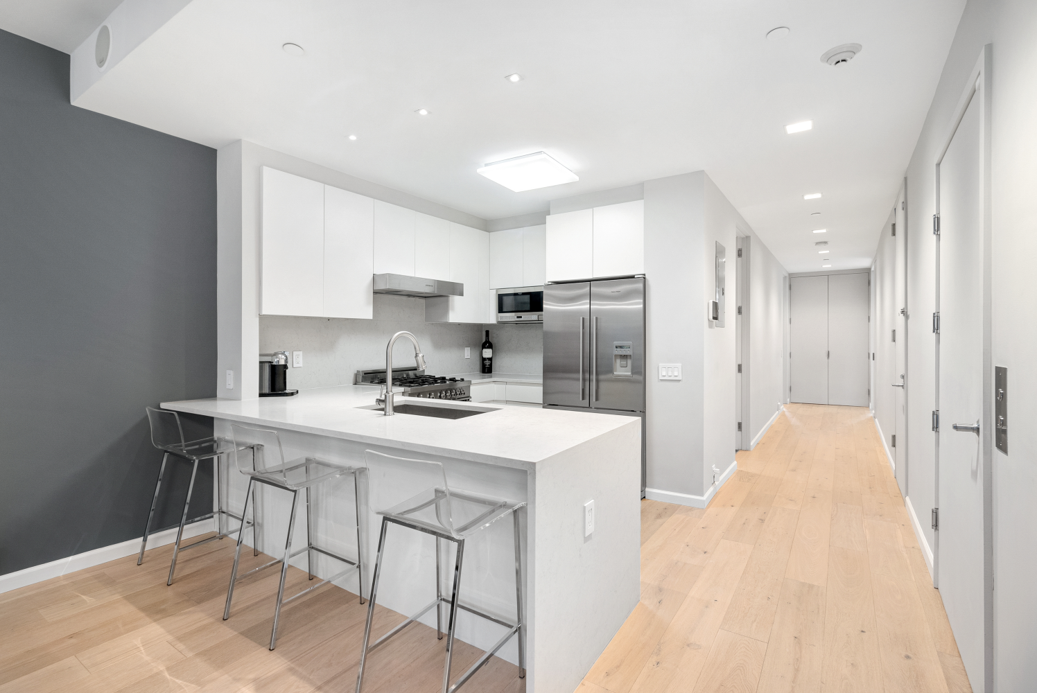 277 E 7TH Street 2