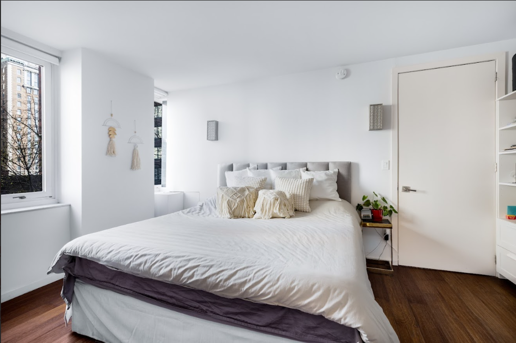 250 S END Avenue 5FG