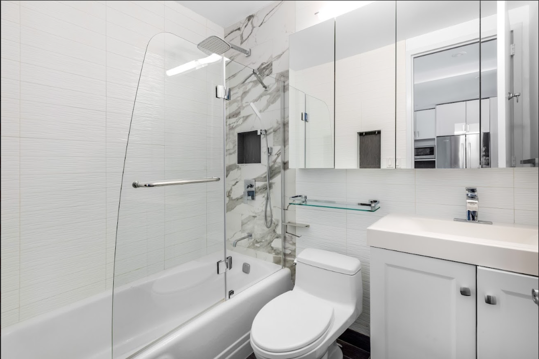 250 S END Avenue 5FG