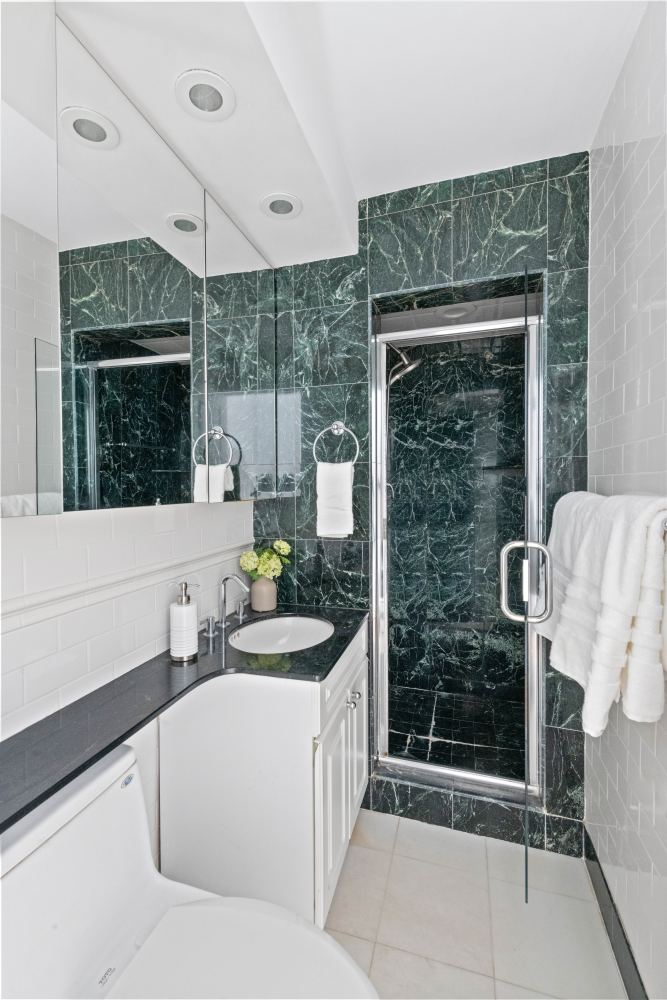 425 E 63RD Street E9D