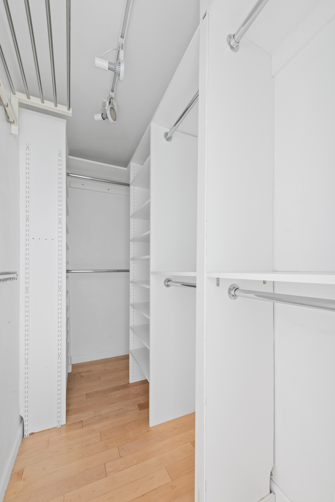 425 E 63RD Street E9D
