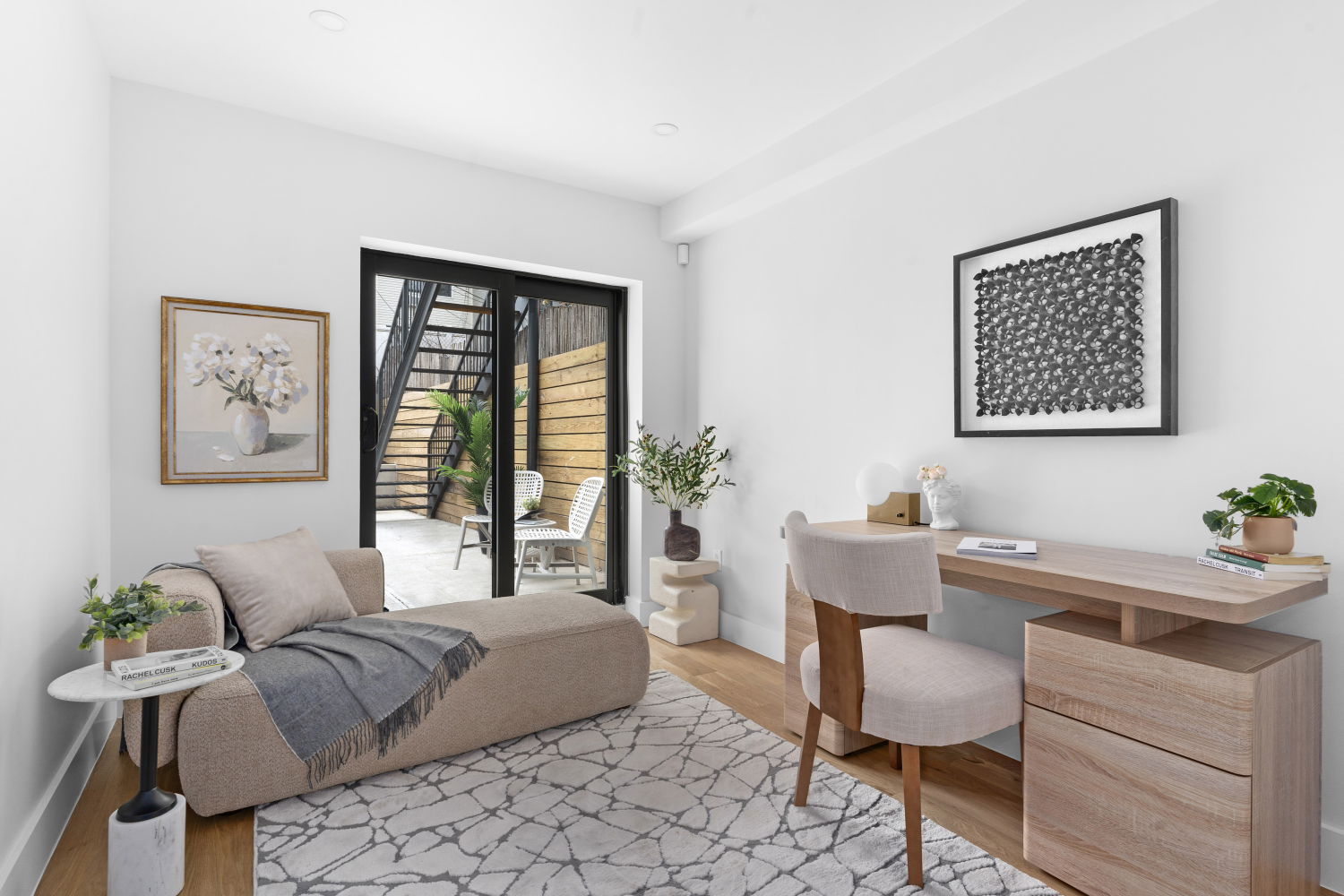 256 PUTNAM Avenue 1