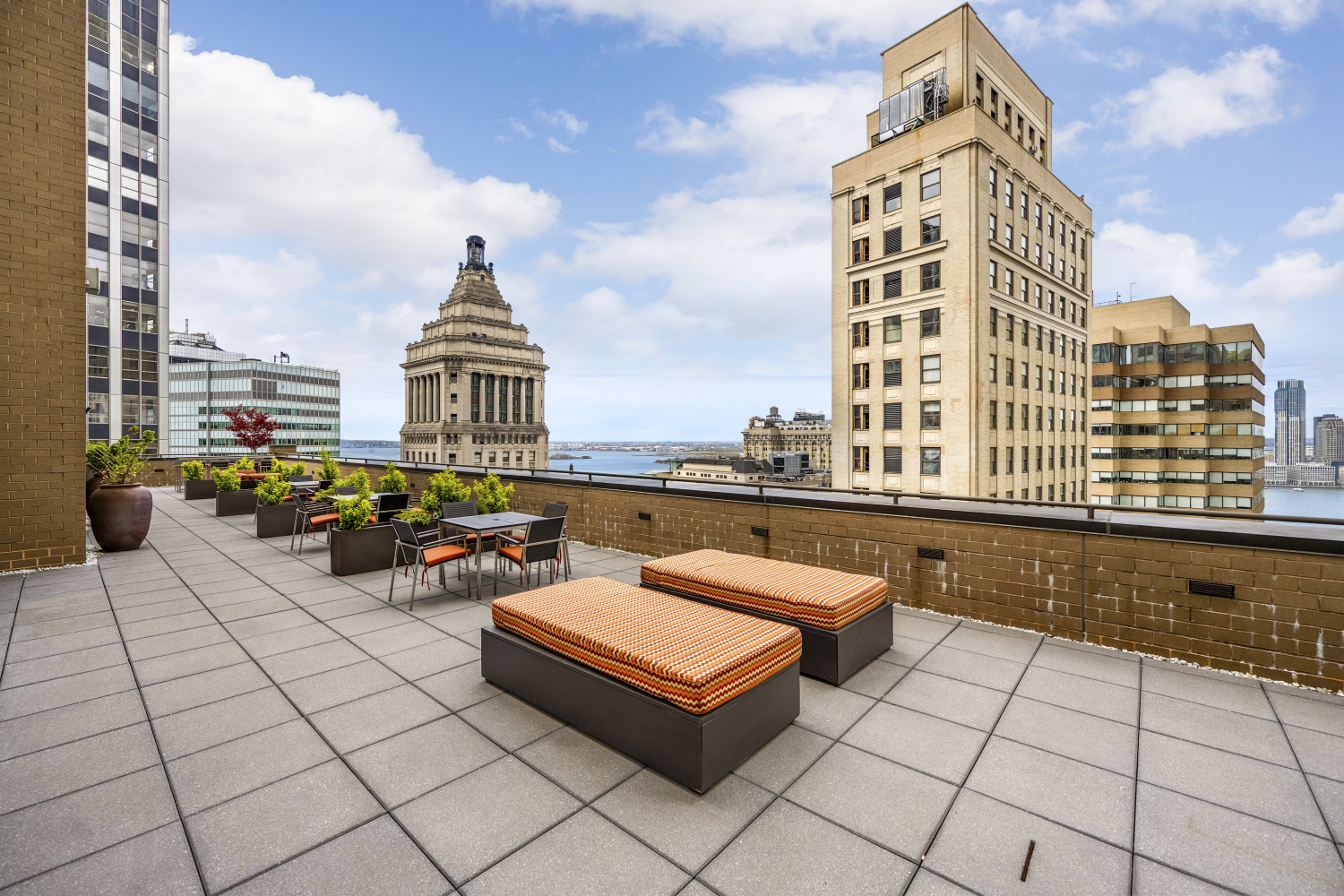 40 BROAD Street 28E