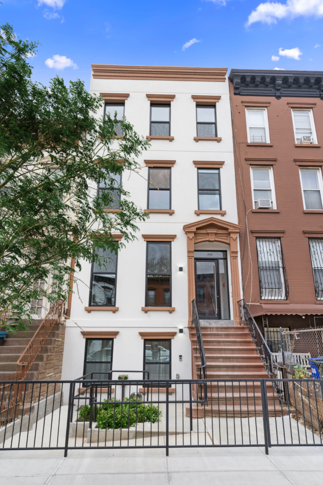 256 PUTNAM Avenue PH