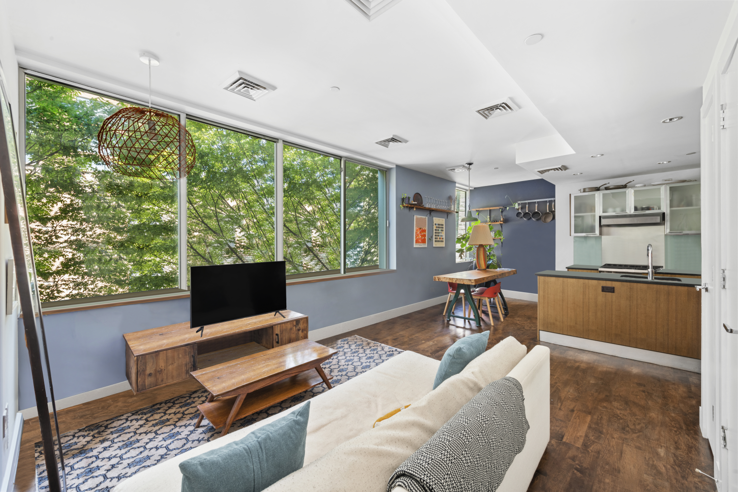 24 DUNHAM Place 2B