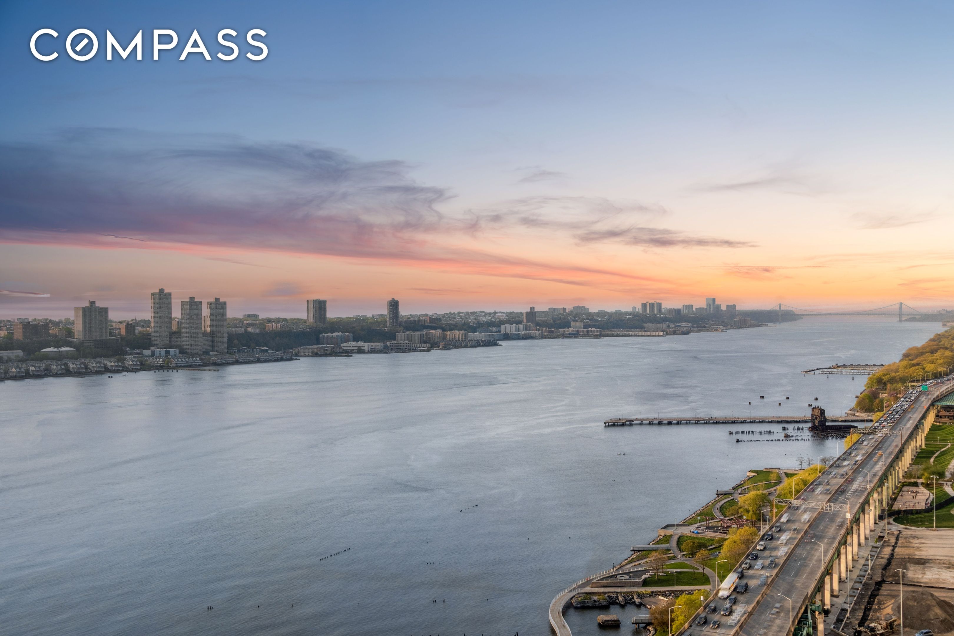 10 Riverside Boulevard 28C