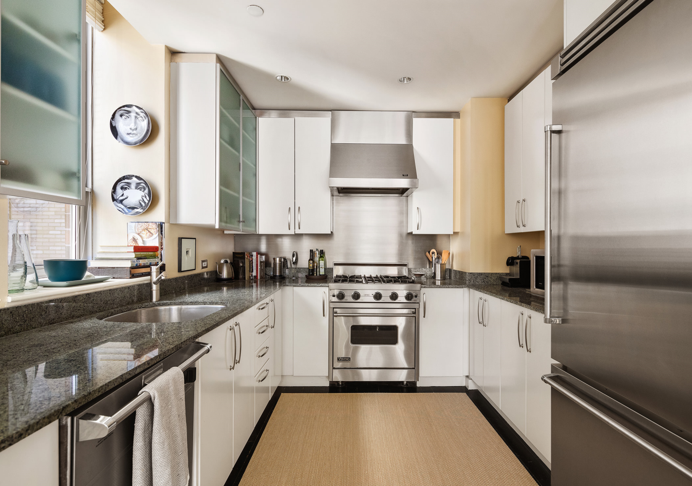 201 W 17TH Street 4C