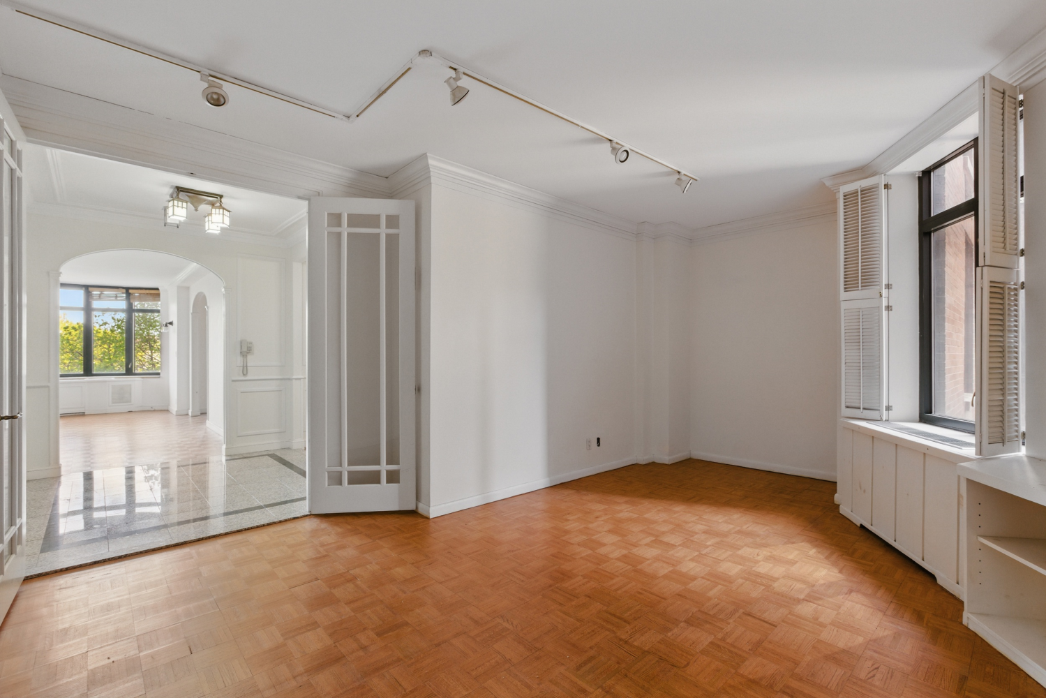 222 RIVERSIDE Drive 5A