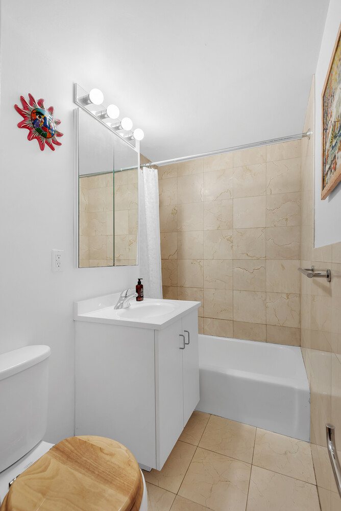 304 W 88TH Street 1D