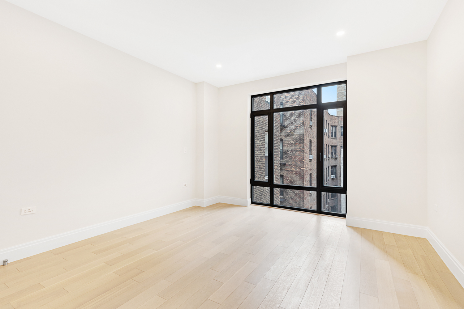 318 E 81ST Street 5