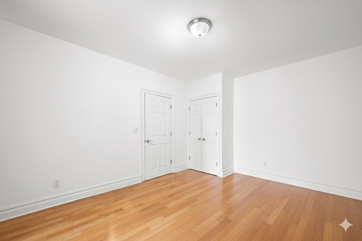 750 RIVERSIDE Drive 2B