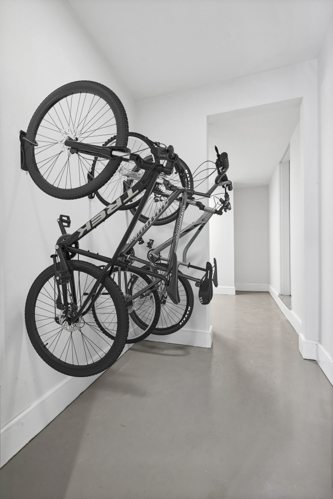 68 N HENRY Street 4F