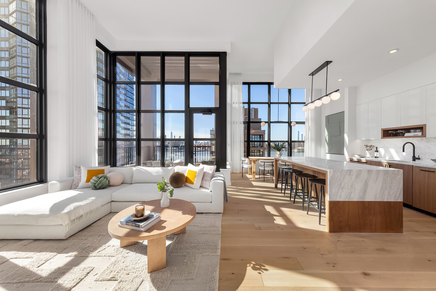 29 HURON Street PHFE