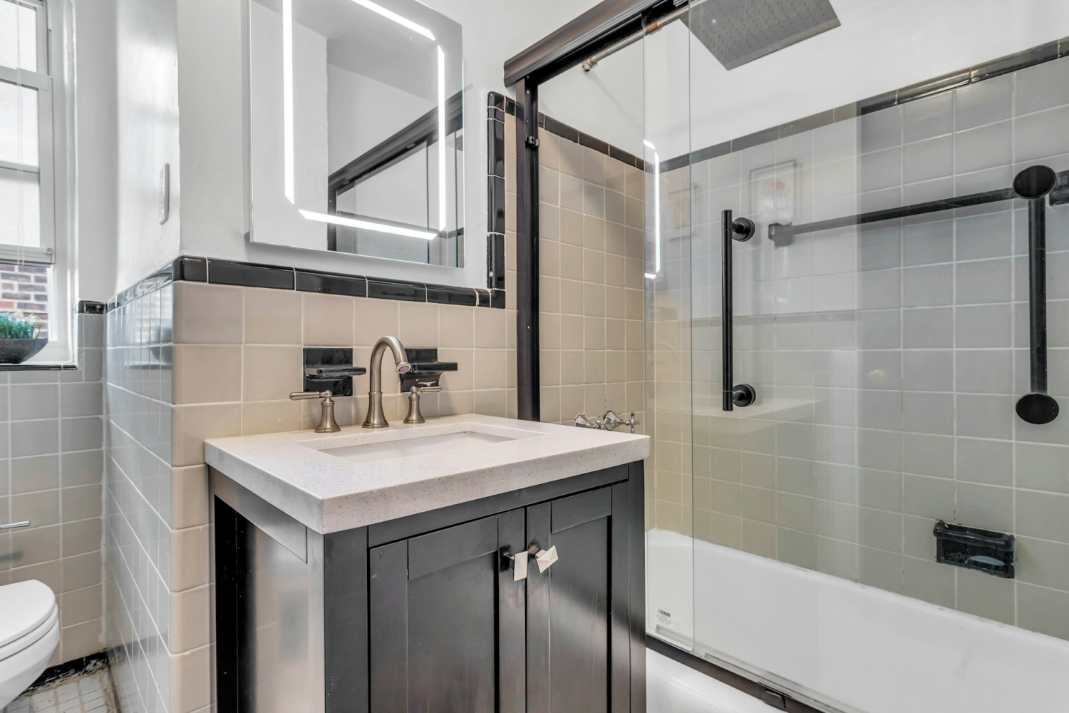 88-01 35TH Avenue 5F