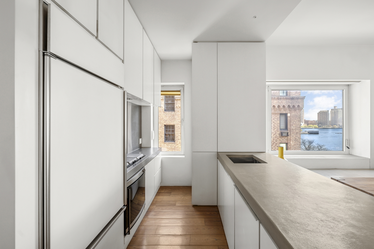 455 E 51ST Street 5F