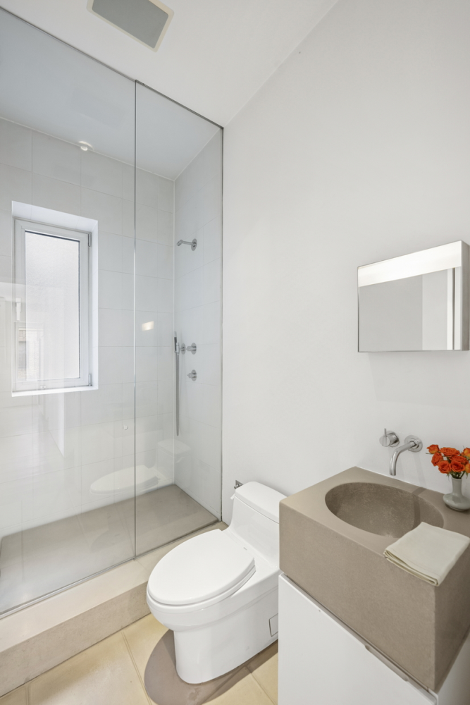 455 E 51ST Street 5F