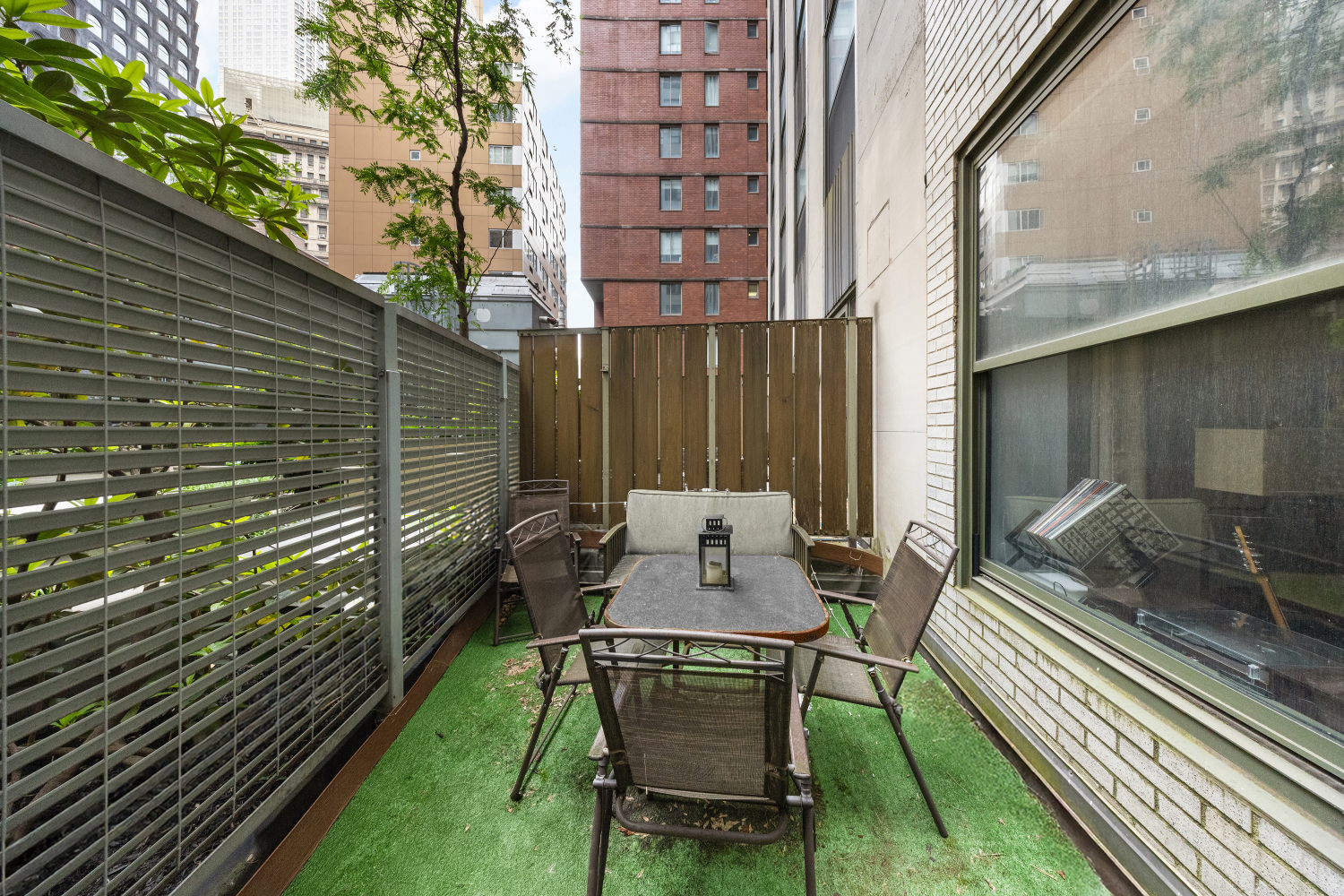 99 JOHN Street 524