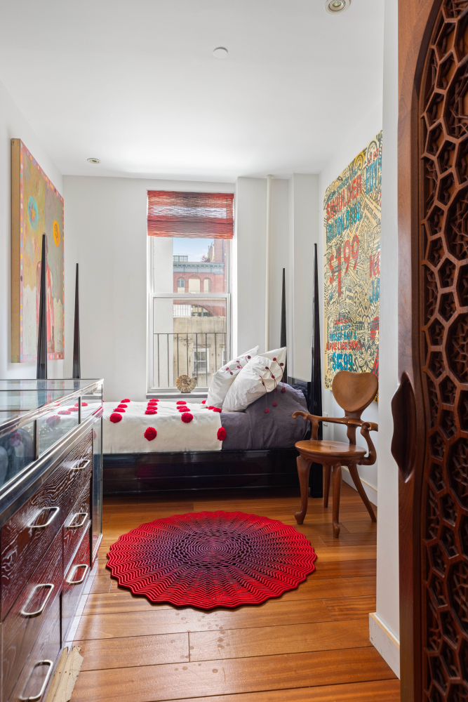 351 W BROADWAY 4