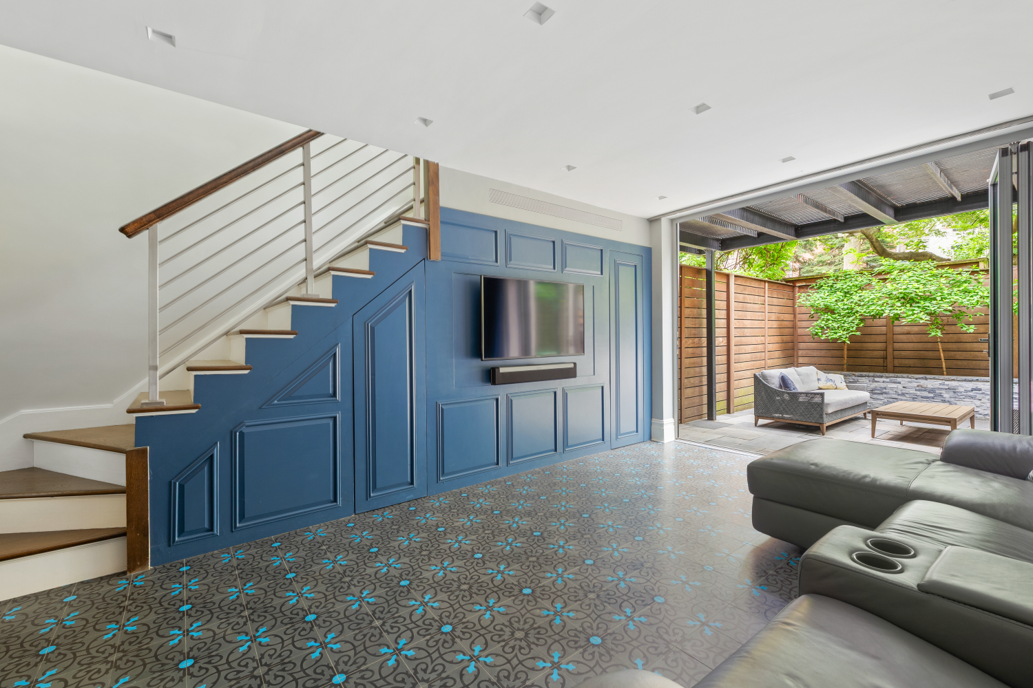146 ST JOHNS Place