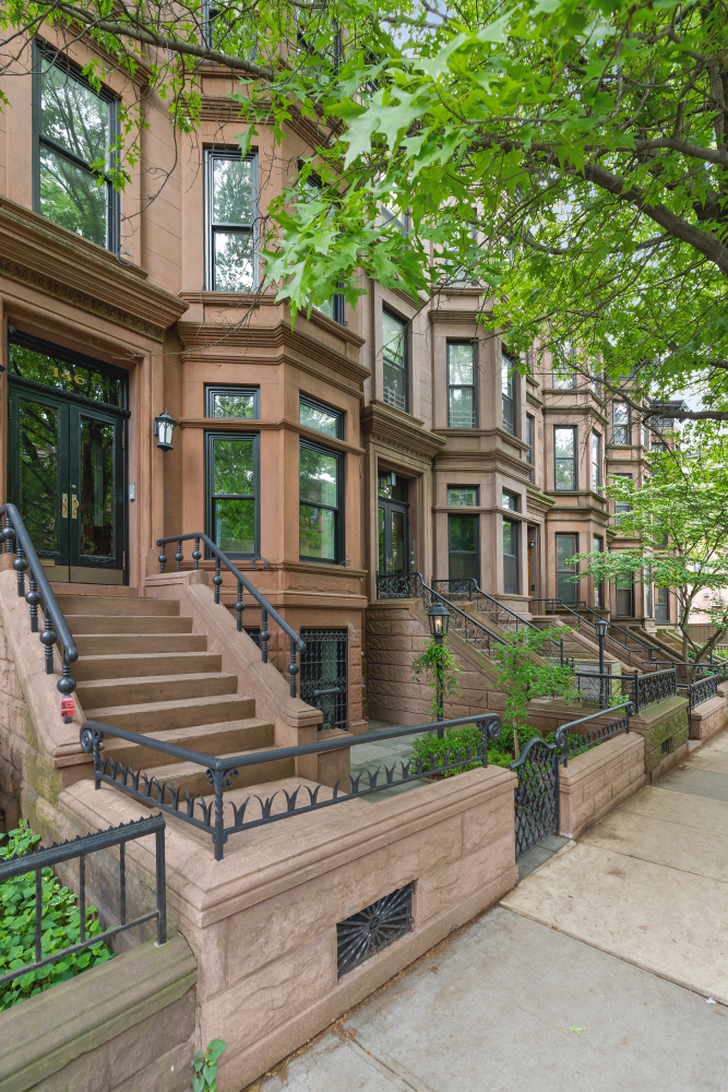 146 ST JOHNS Place