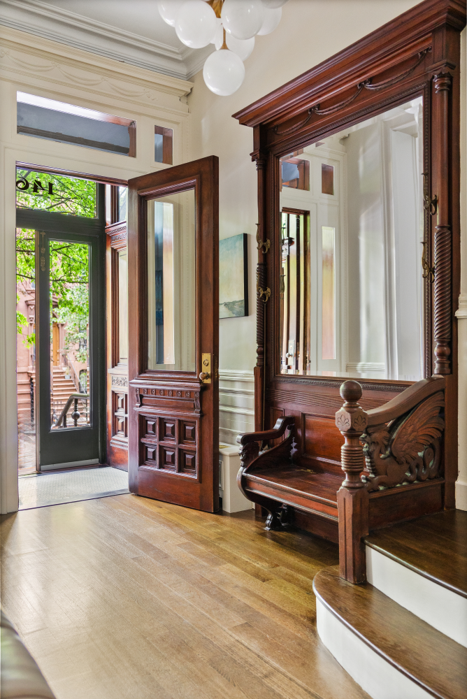 146 ST JOHNS Place