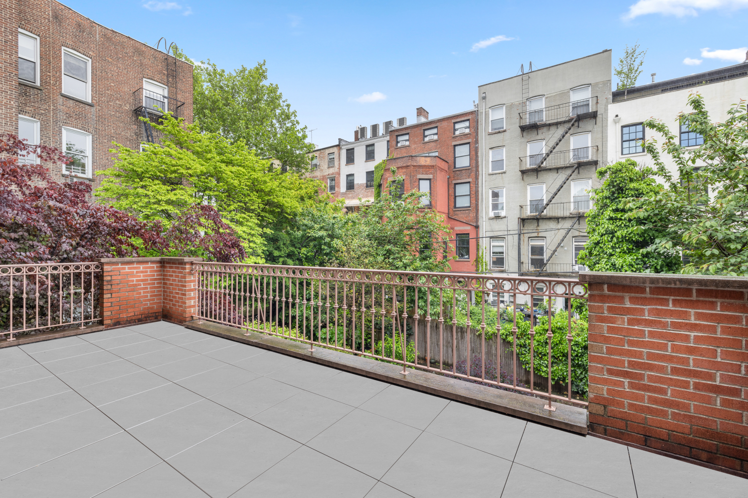 29 GARDEN Place