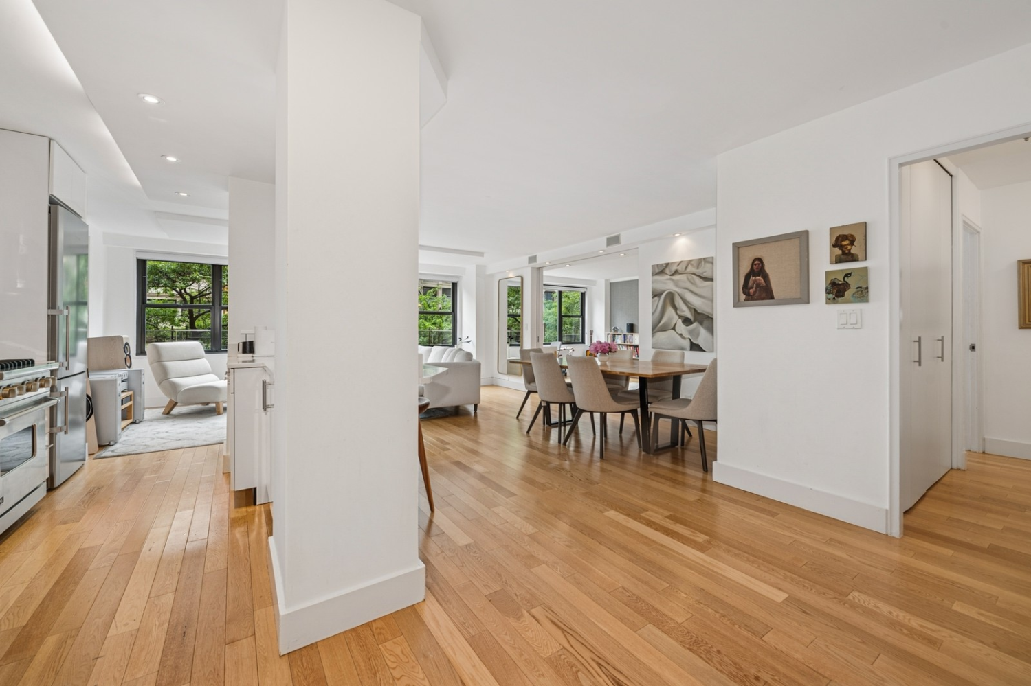 7 E 14TH Street 406