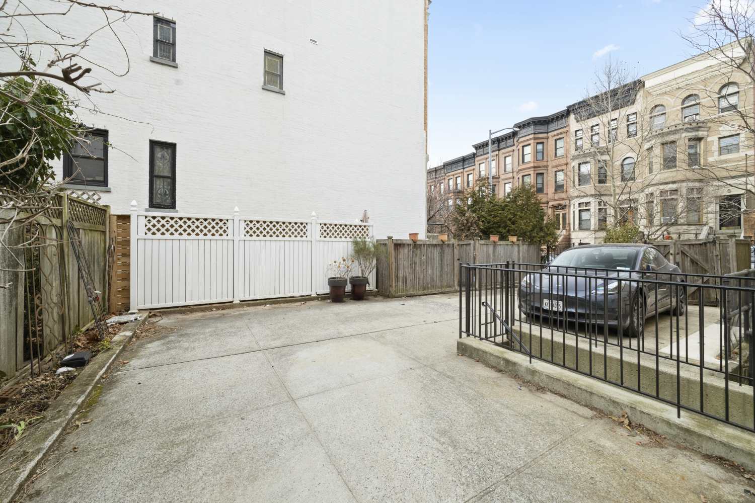 119 Prospect Park W 1