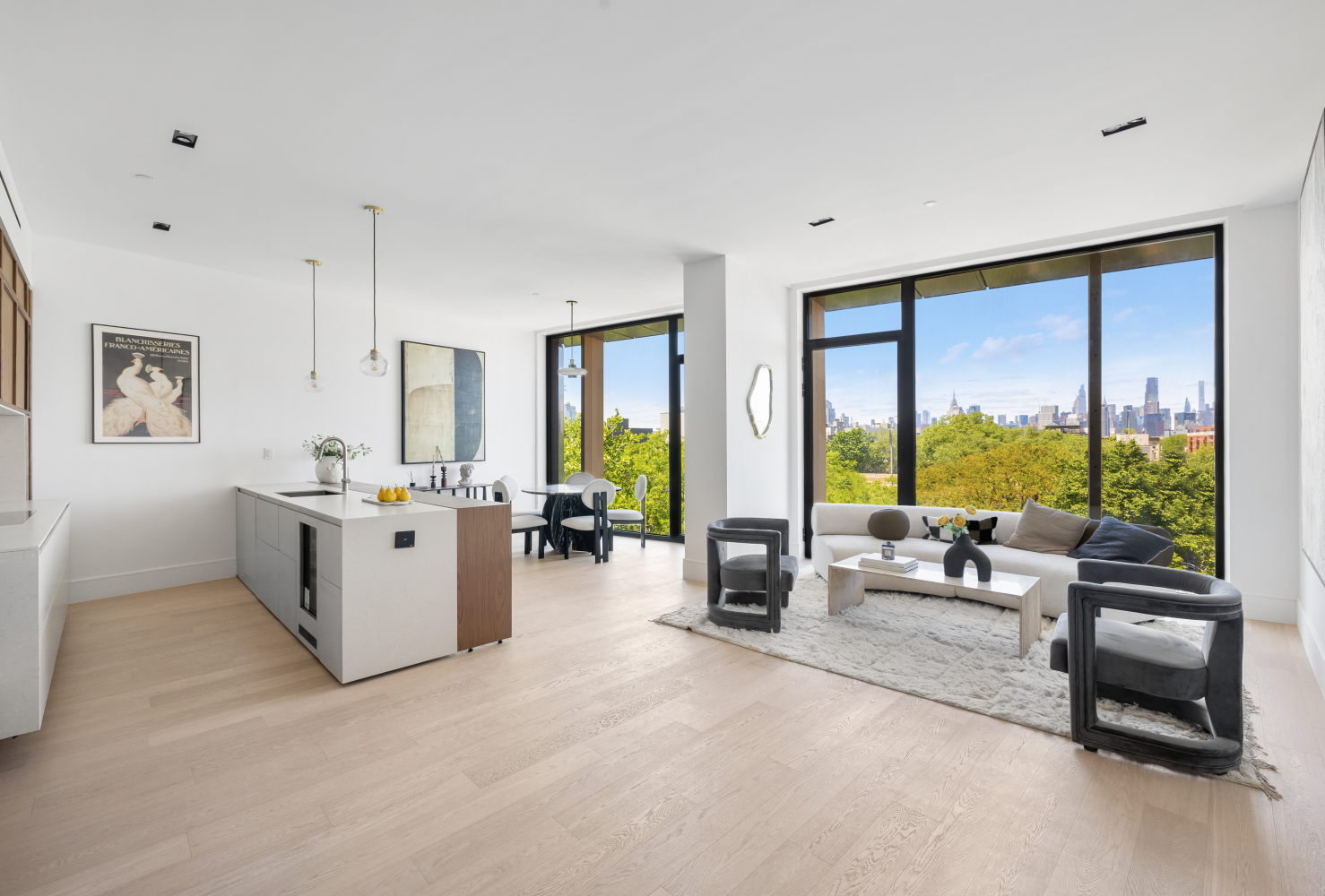 28 HERBERT Street 4AA