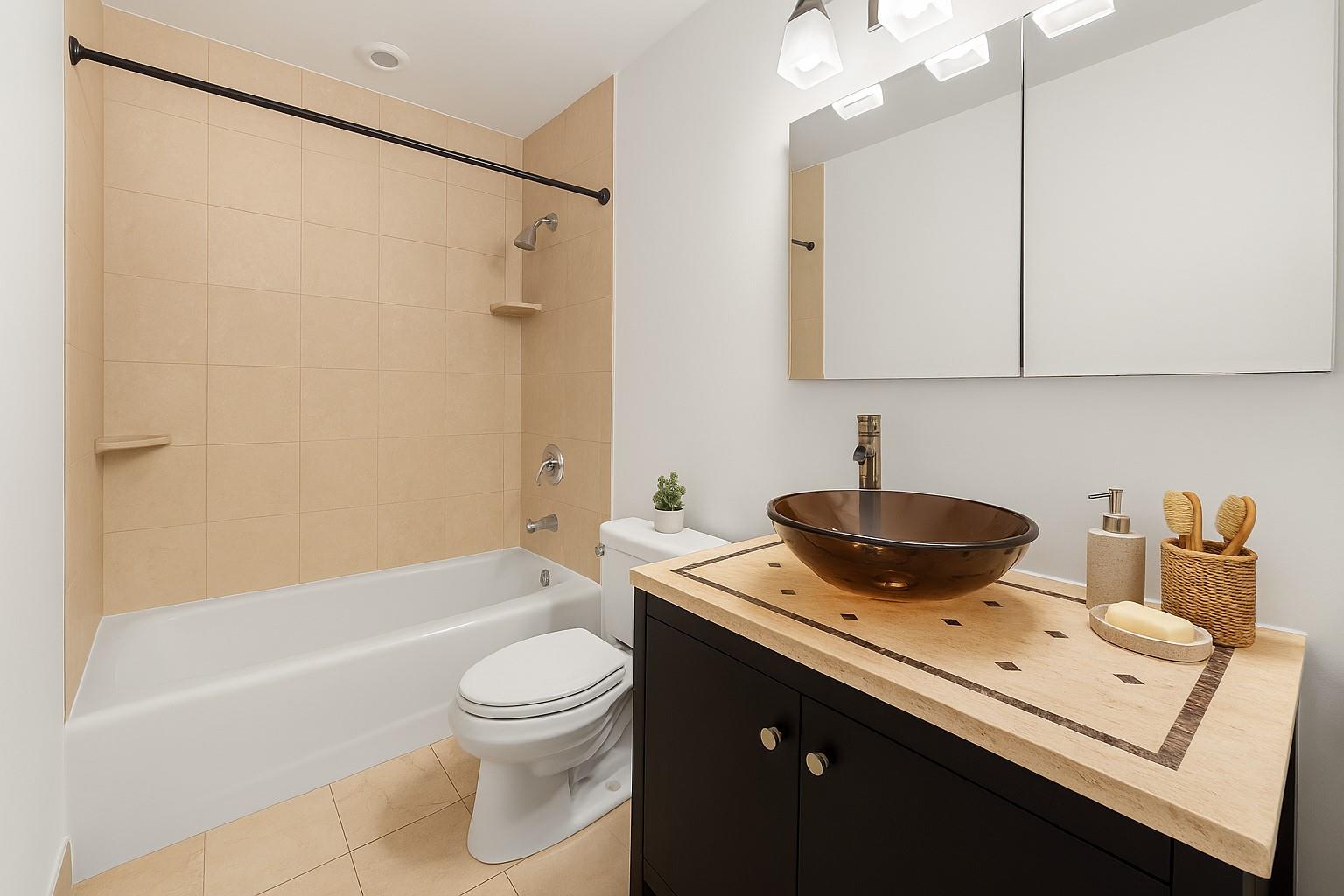 300 E 40TH Street 24P