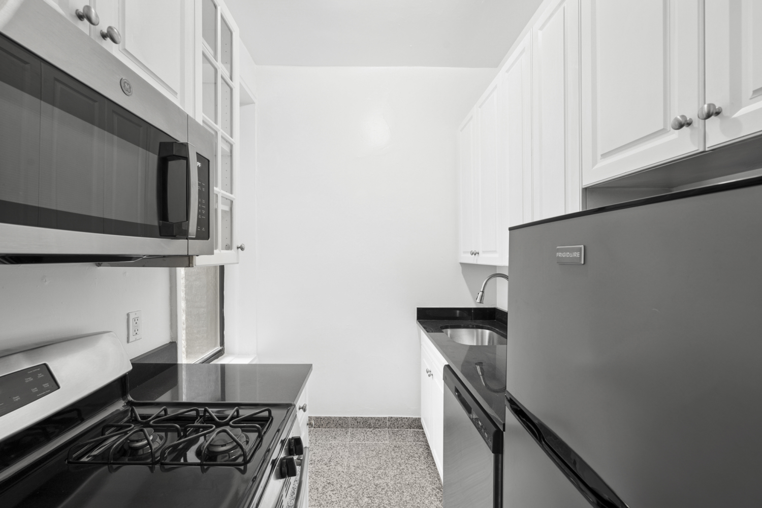 265 RIVERSIDE Drive 6D