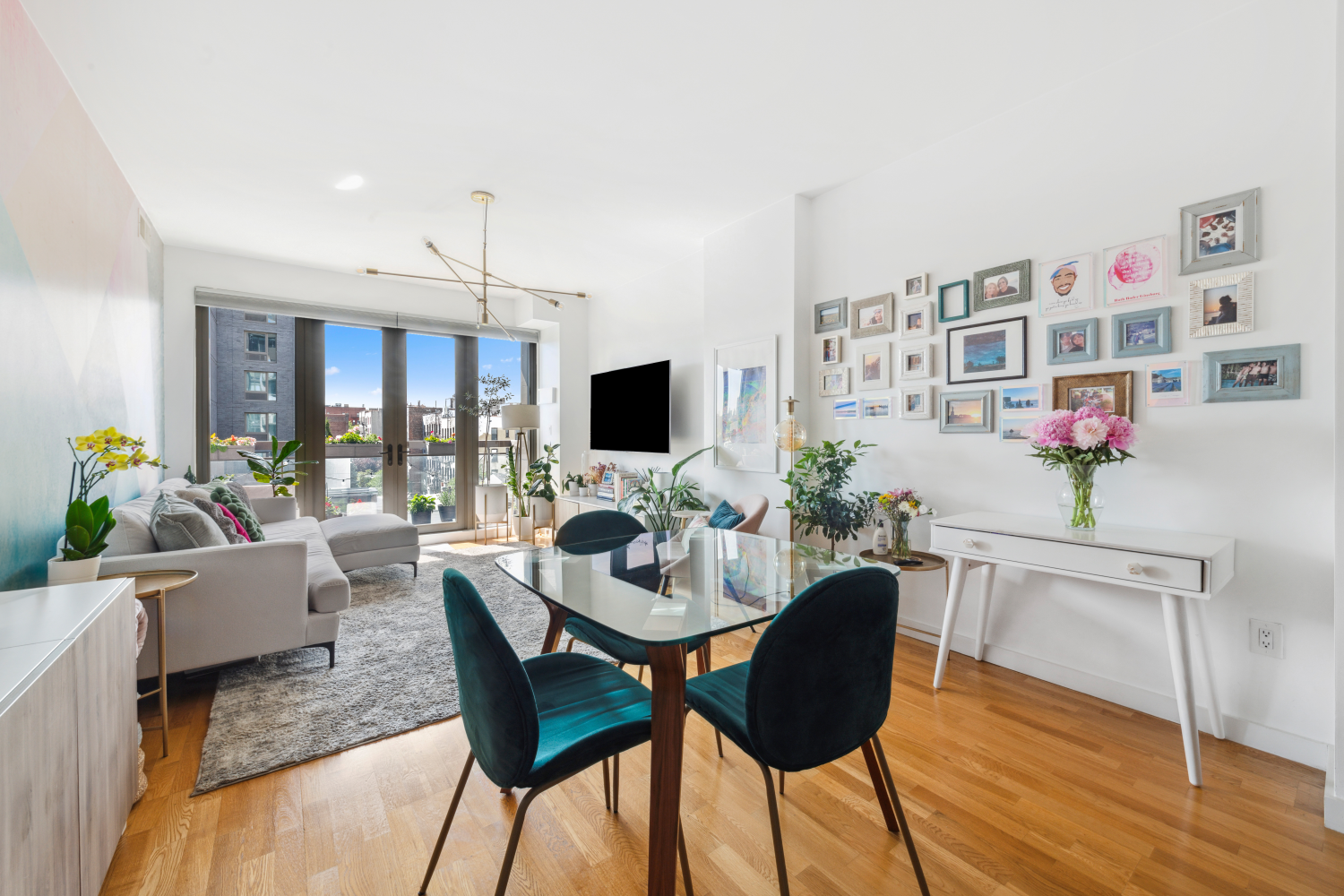 500 4TH Avenue 6D