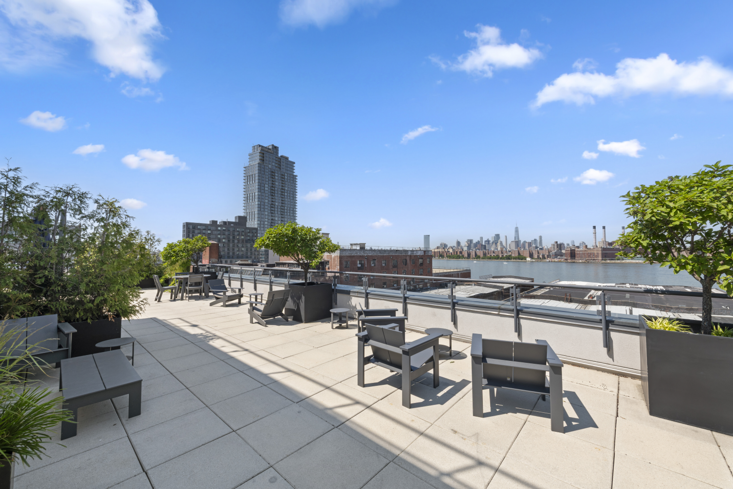 50 GREENPOINT Avenue 6H