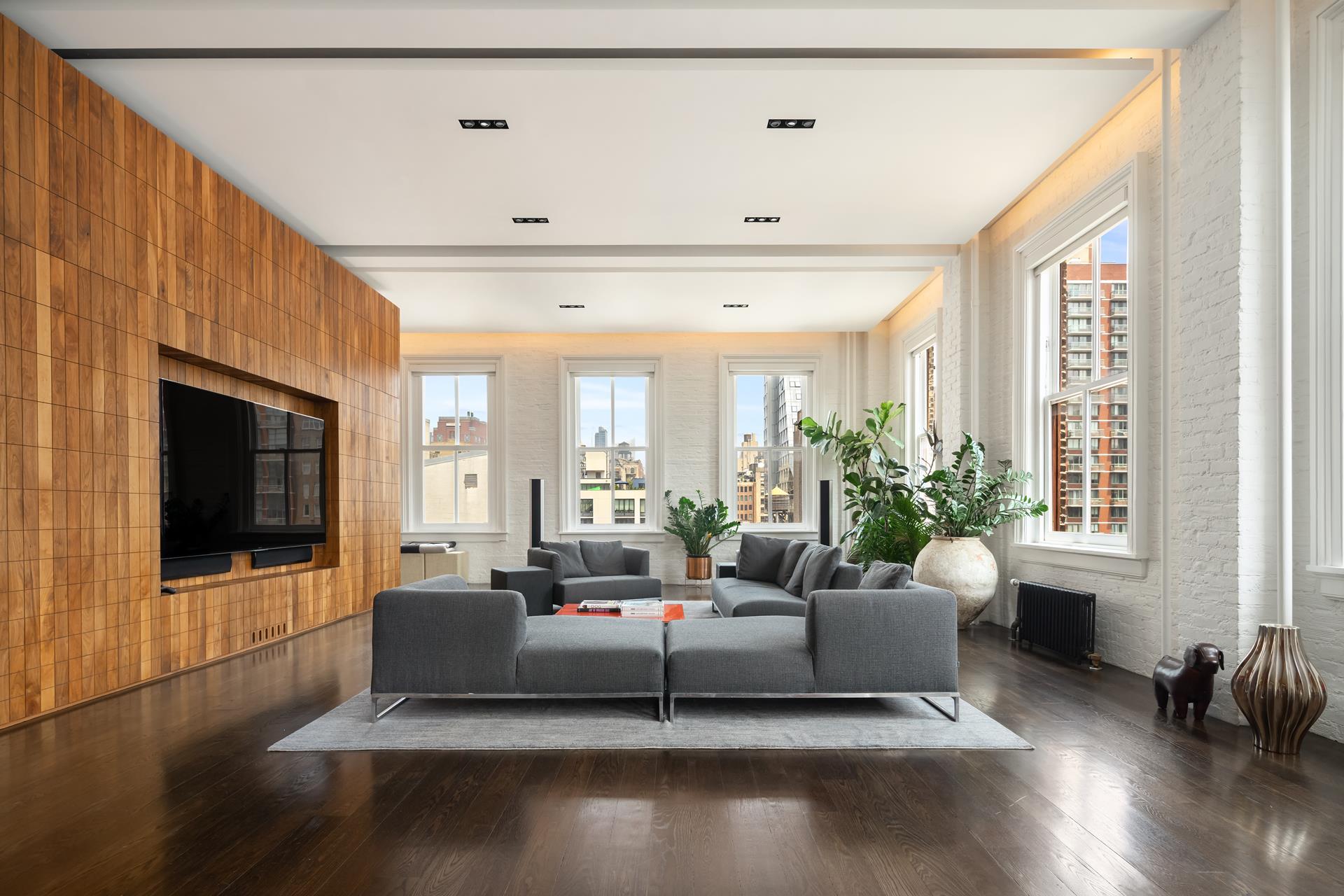 43 W 13TH Street 7R