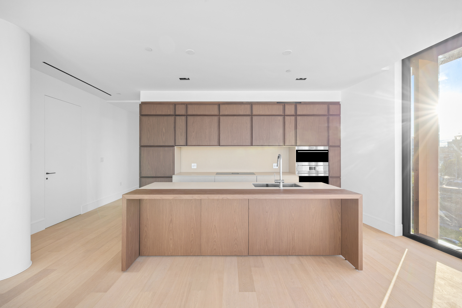28 HERBERT Street 4BB