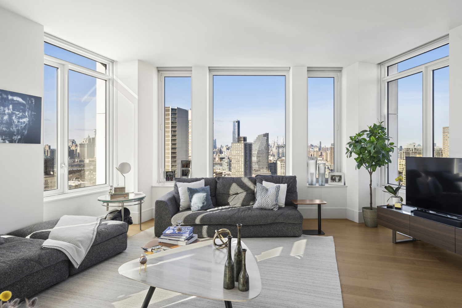 1 CLINTON Street 19A