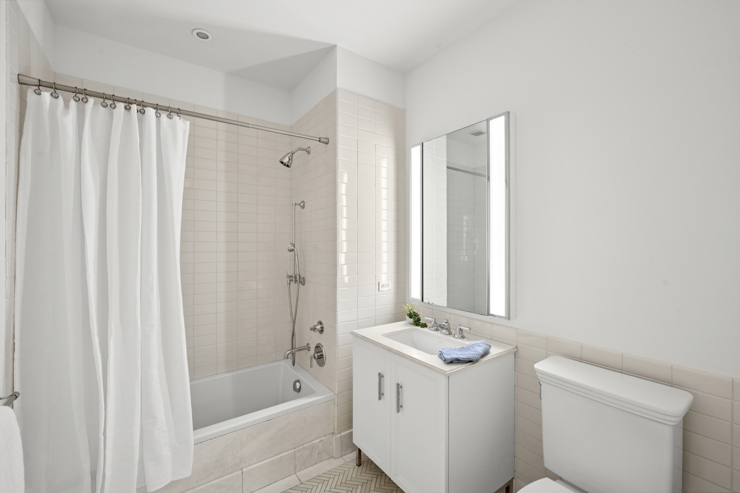 100 BARCLAY Street 15H