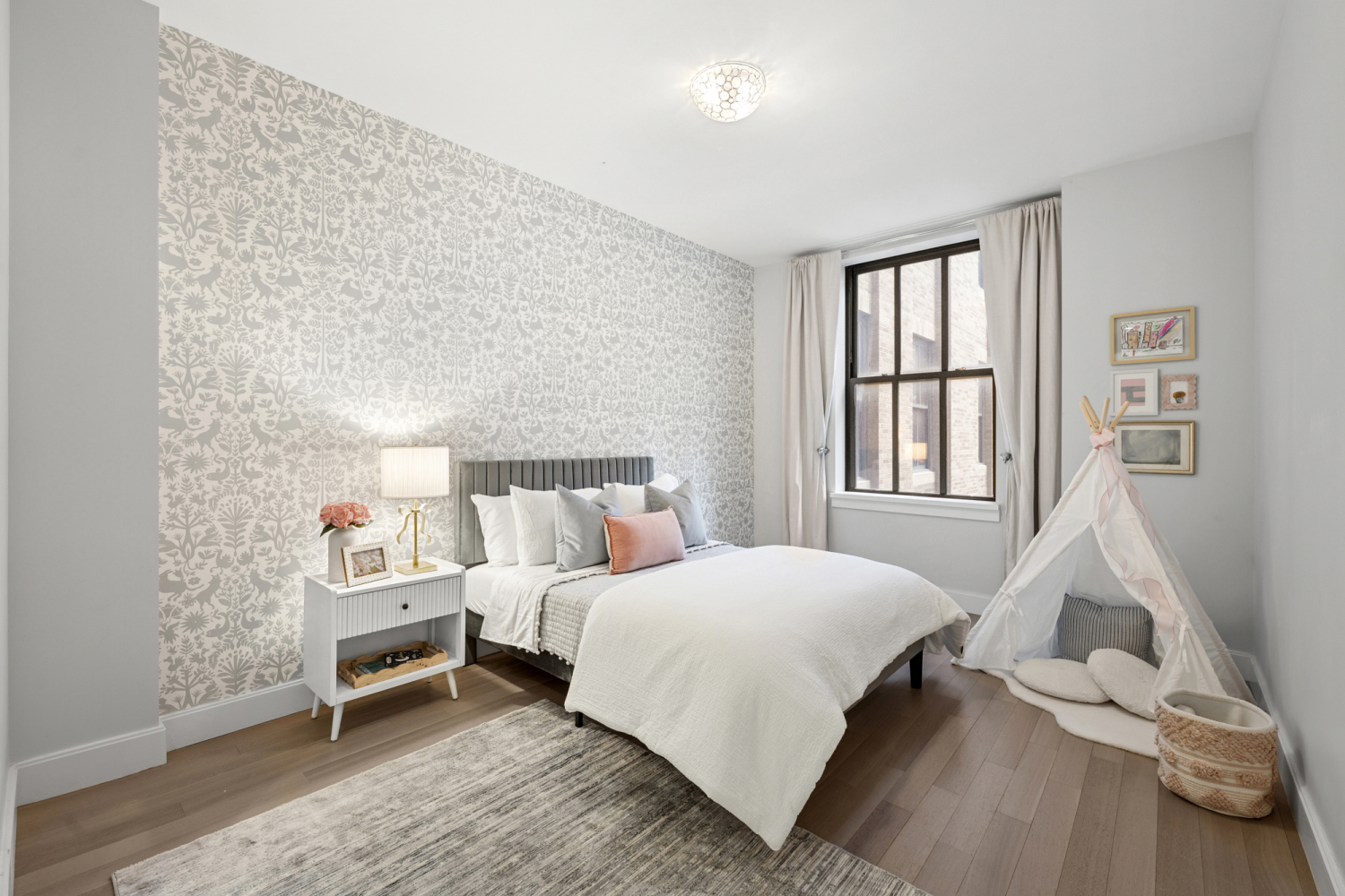 100 BARCLAY Street 15H