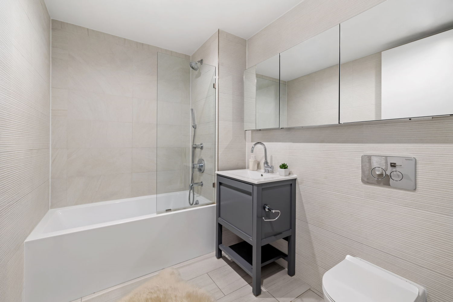 153 GREEN Street 1B