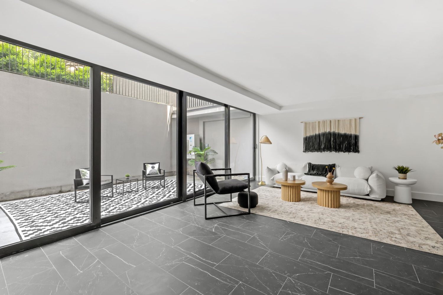 153 GREEN Street 1B