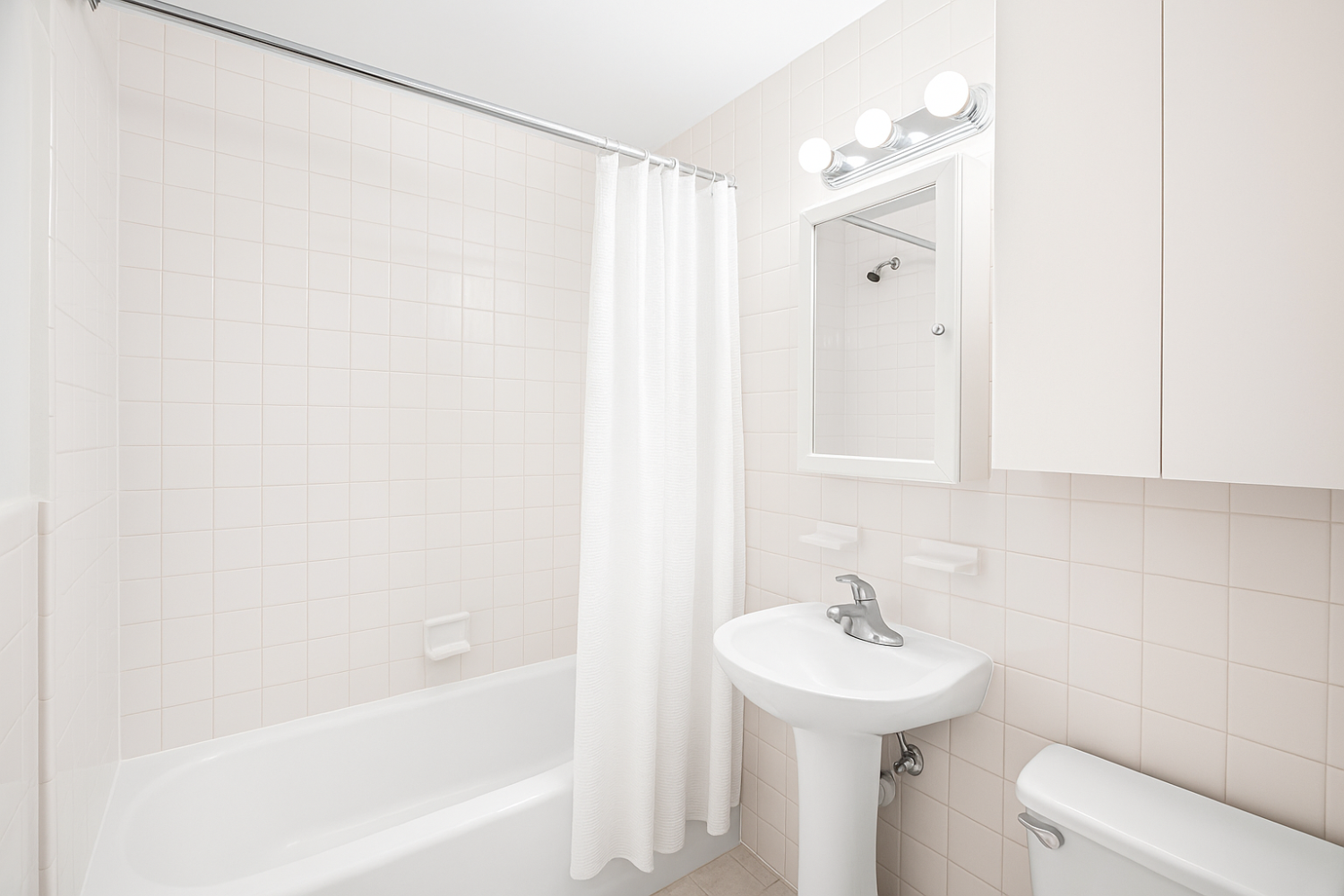 324 PEARL Street 3C