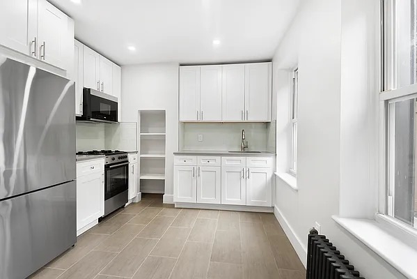 58 DECATUR Street 1