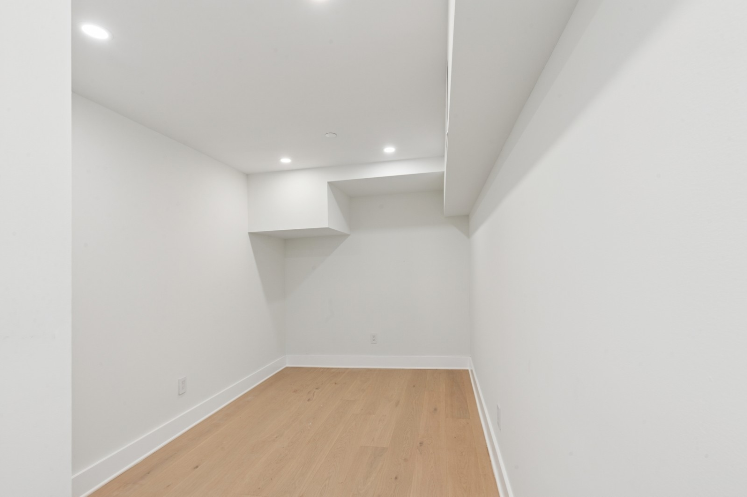 53 W 119TH Street 1