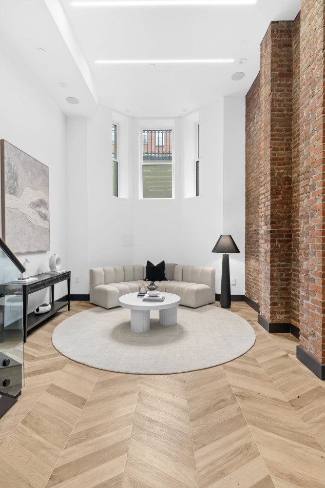 205 14TH Street TH